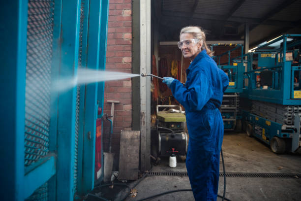 Why Choose Our Certified Pressure Washing Experts for Your Project Needs in Groveland, ID?